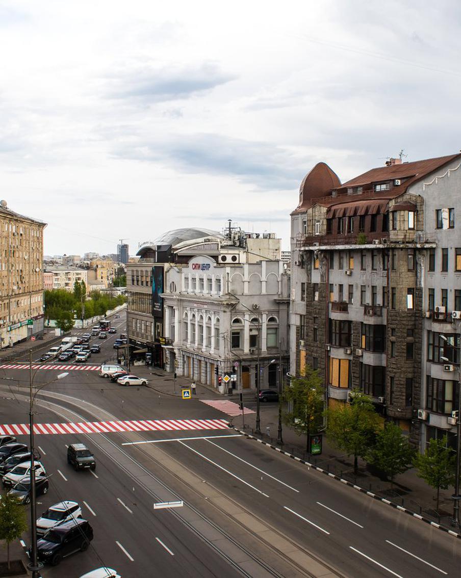 Жители Харькова начали массово избавляться от недвижимости