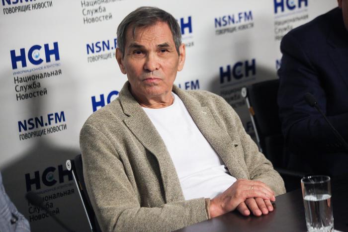 Бари Алибасов госпитализирован. Сейчас он находится в реанимации Боткинской больницы