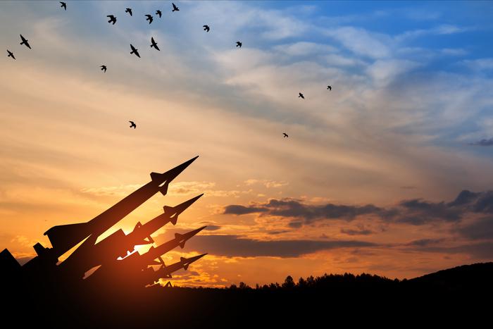 ЕС создал коалицию для поставок Украине ракет, заявил Макрон