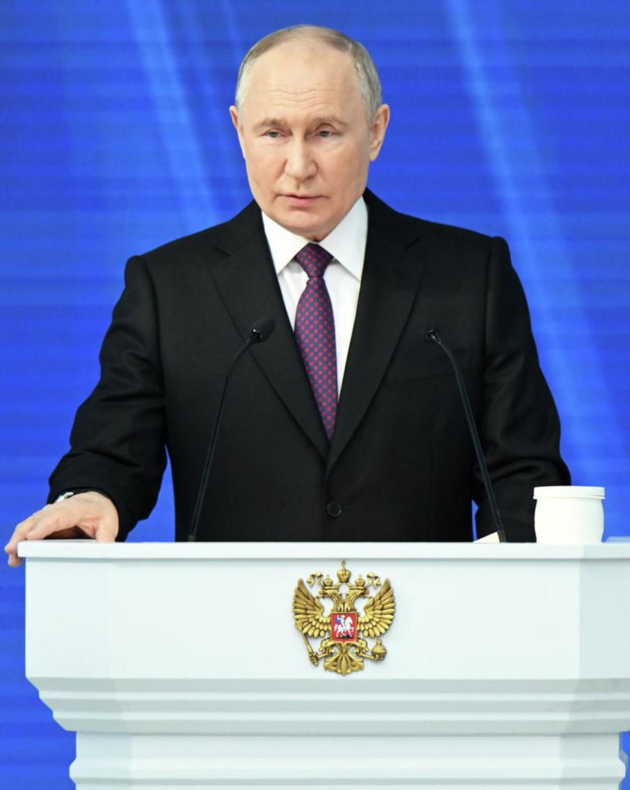 Путин предложил продлить программу семейной ипотеки. Теперь она будет действовать до 2030 года