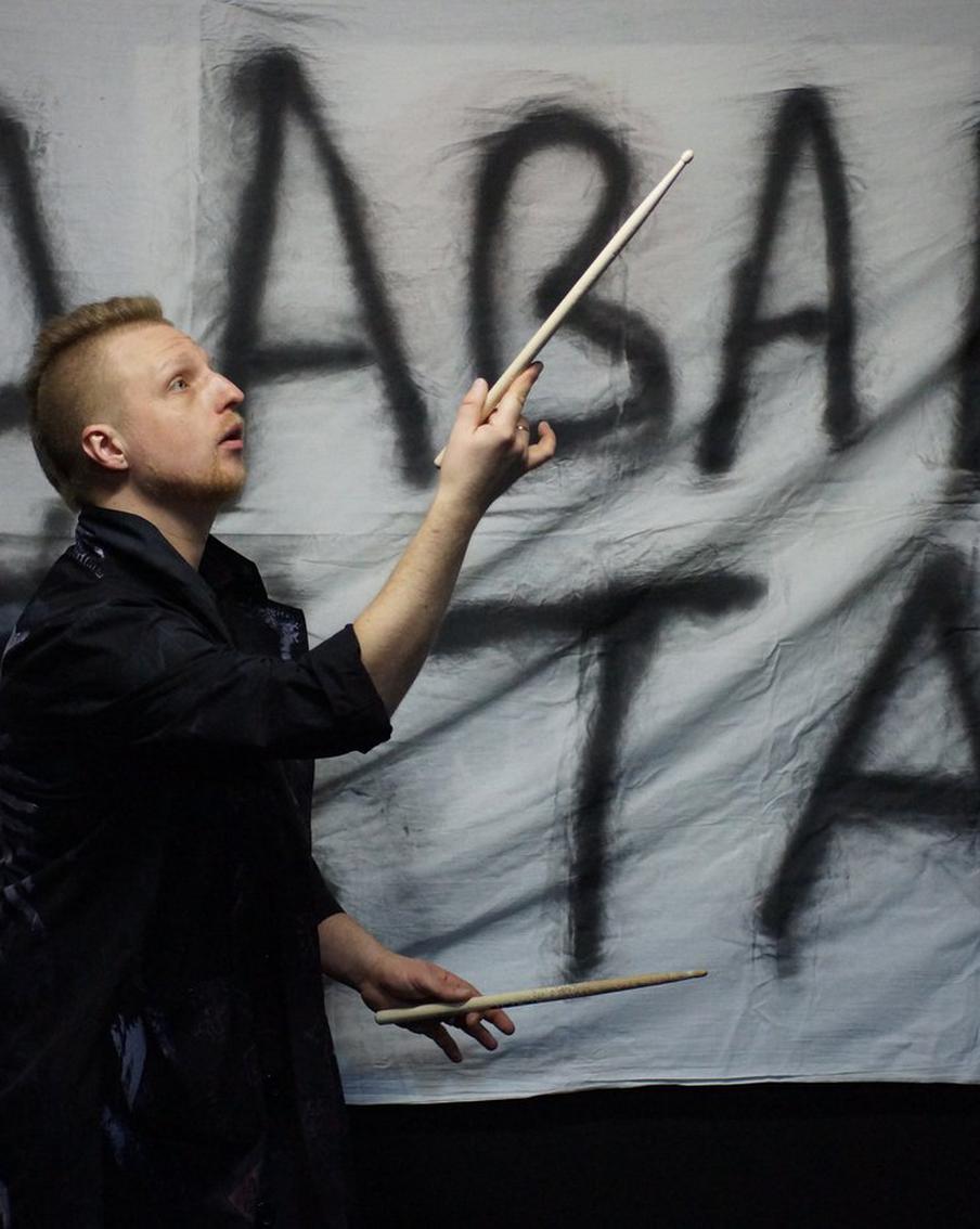 Барабанщик Виктор Волков установил мировой рекорд