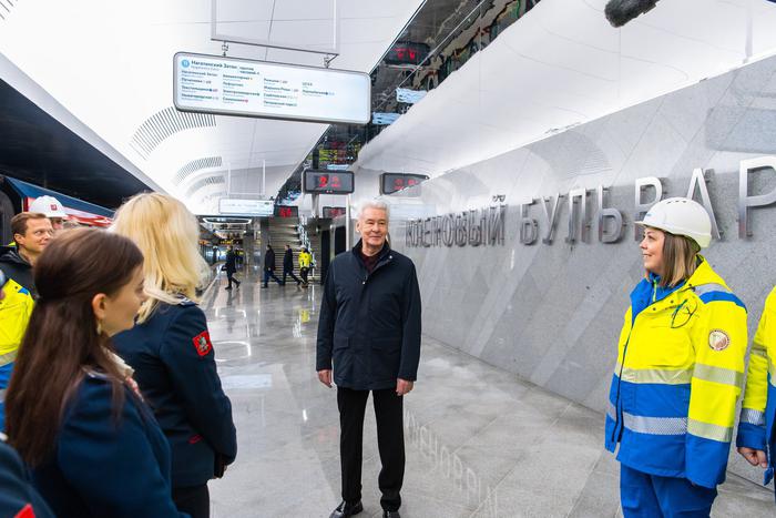 Собянин рассказал о достижениях БКЛ за год работы. Одних поездок за год пассажиры совершили 340 миллионов