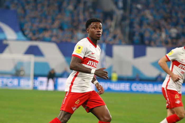 В Дубае могли задержать игрока московского "Спартака". До этого он был осуждён за контрабанду наркотиков