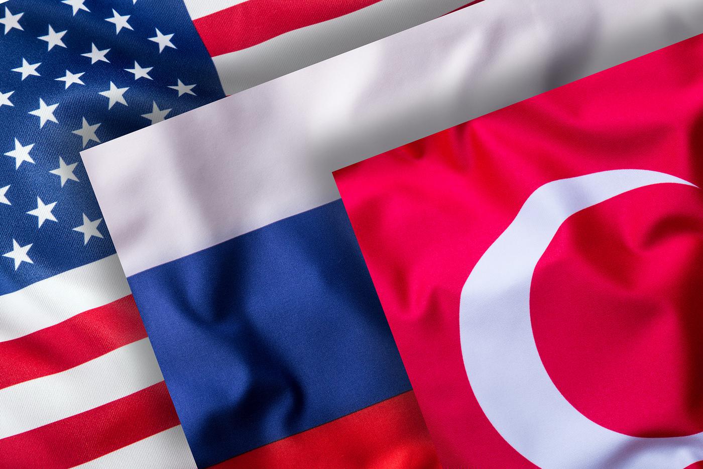Aydınlık: бизнесмены Турции пригрозили исками к США ради торговли с Россией