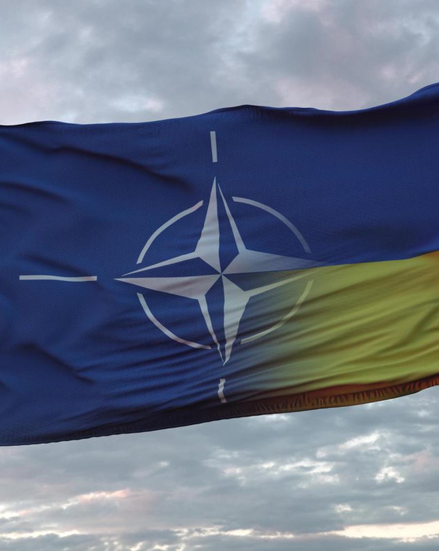 МУС выдал ордер на арест военных РФ, раскол в НАТО: хроника очередных событий украинского кризиса