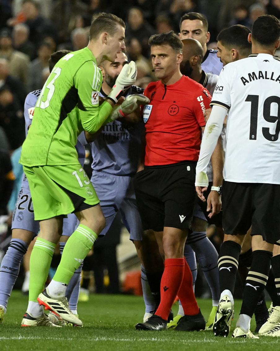 Мадридский "Реал" находит заговор в судейском корпусе чемпионата Испании