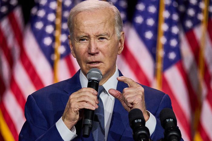 Байден планирует увеличить оборонный бюджет США. На 2025 год он может вырасти всего на 1%