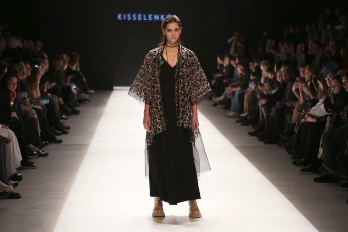 Красота прямых линий и графика в новой коллекции Kisselenko