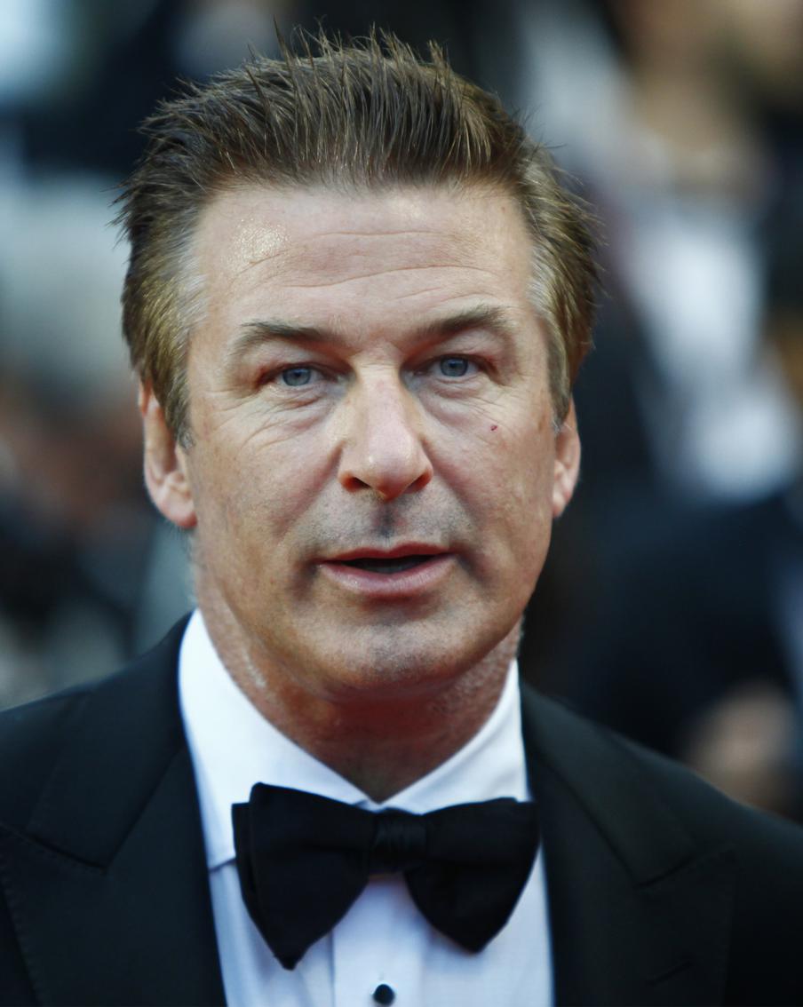 Нашли виновного в убийстве Алеком Болдуином оператора "Ржавчины". Это специалист по оружию данного фильма