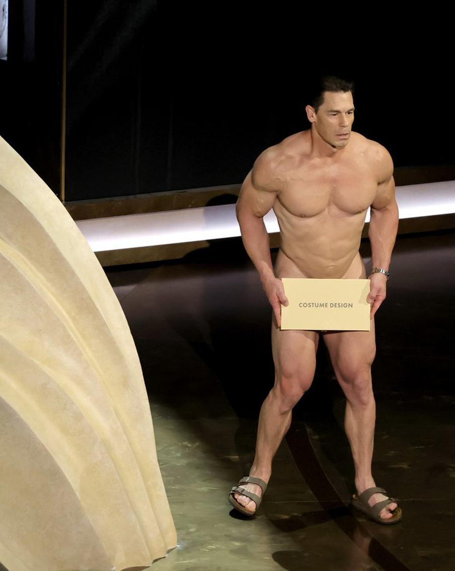 Голые и счастливые: собрали лучшие моменты церемонии вручения "Оскара"-2024