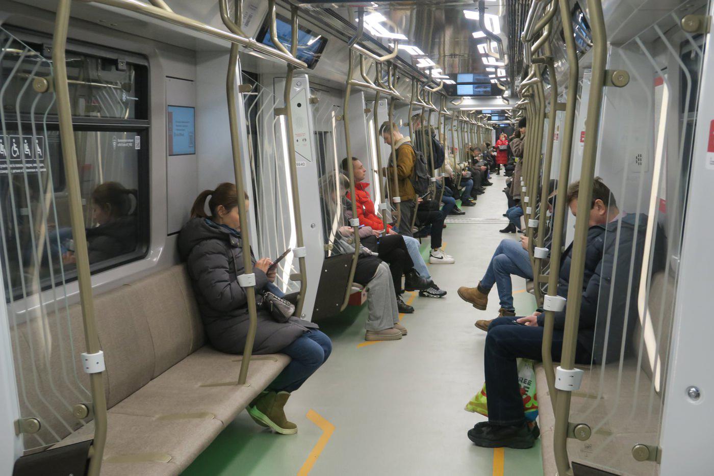 По зелёной ветке столичного метрополитена начали движение новые поезда  