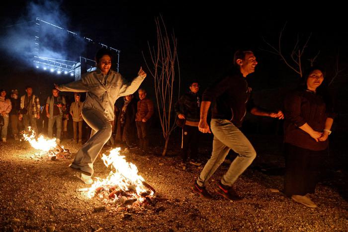Тысячи человек пострадали в Иране во время праздника огня