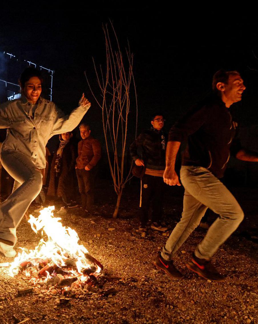 Тысячи человек пострадали в Иране во время праздника огня