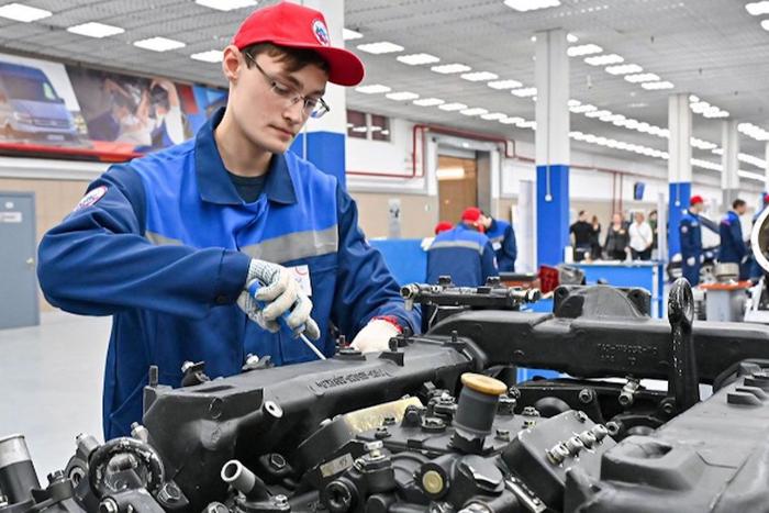 Появление новых бюджетных мест в колледжах поможет бывшим девятиклассникам получить востребованные профессии