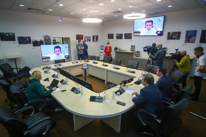 Москвичи, решившие голосовать онлайн, смогут забрать свои призовые баллы
