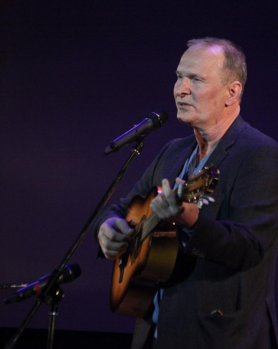 Российский актёр Фёдор Добронравов приостановил сценическую деятельность до следующего года из-за перенесённой операции