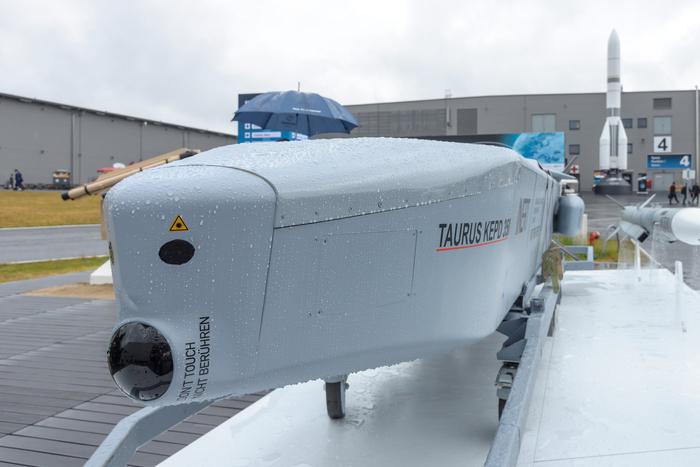 Немецкие власти отказали Украине в поставках Taurus из-за угроз для обороноспособности Германии