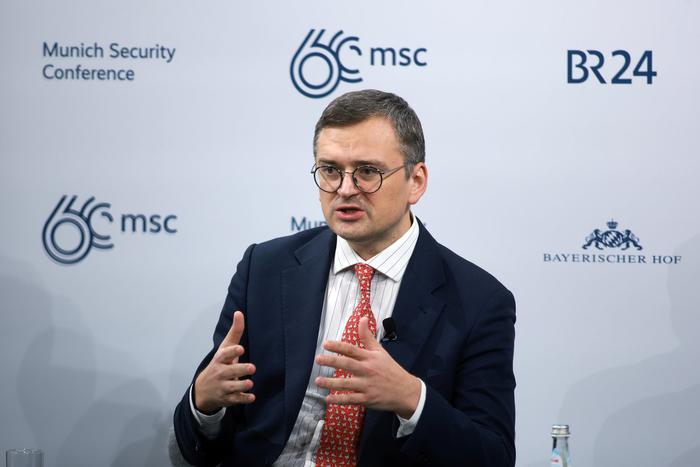 Россия отбивает атаки со стороны Украины, а та просит помощи у США: хроника очередных событий украинского кризиса