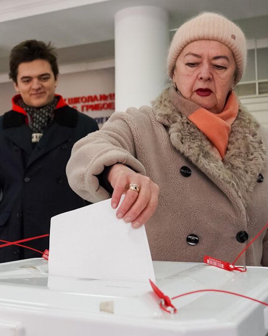 Москвичам, которые выбрали электронную систему голосования, рассказали, когда пройдёт второй розыгрыш программы "Миллион призов"