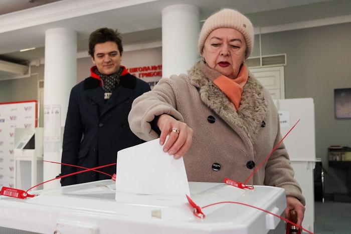 Москвичам, которые выбрали электронную систему голосования, рассказали, когда пройдёт второй розыгрыш программы "Миллион призов"