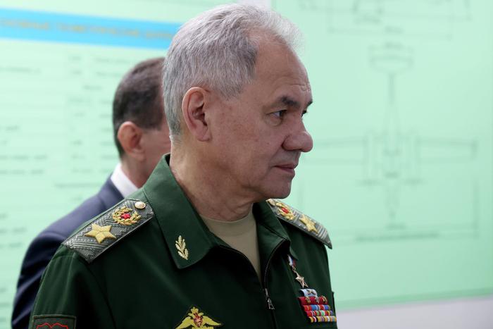 Министр обороны РФ призвал улучшить защиту кораблей от украинских дронов в акватории Чёрного моря