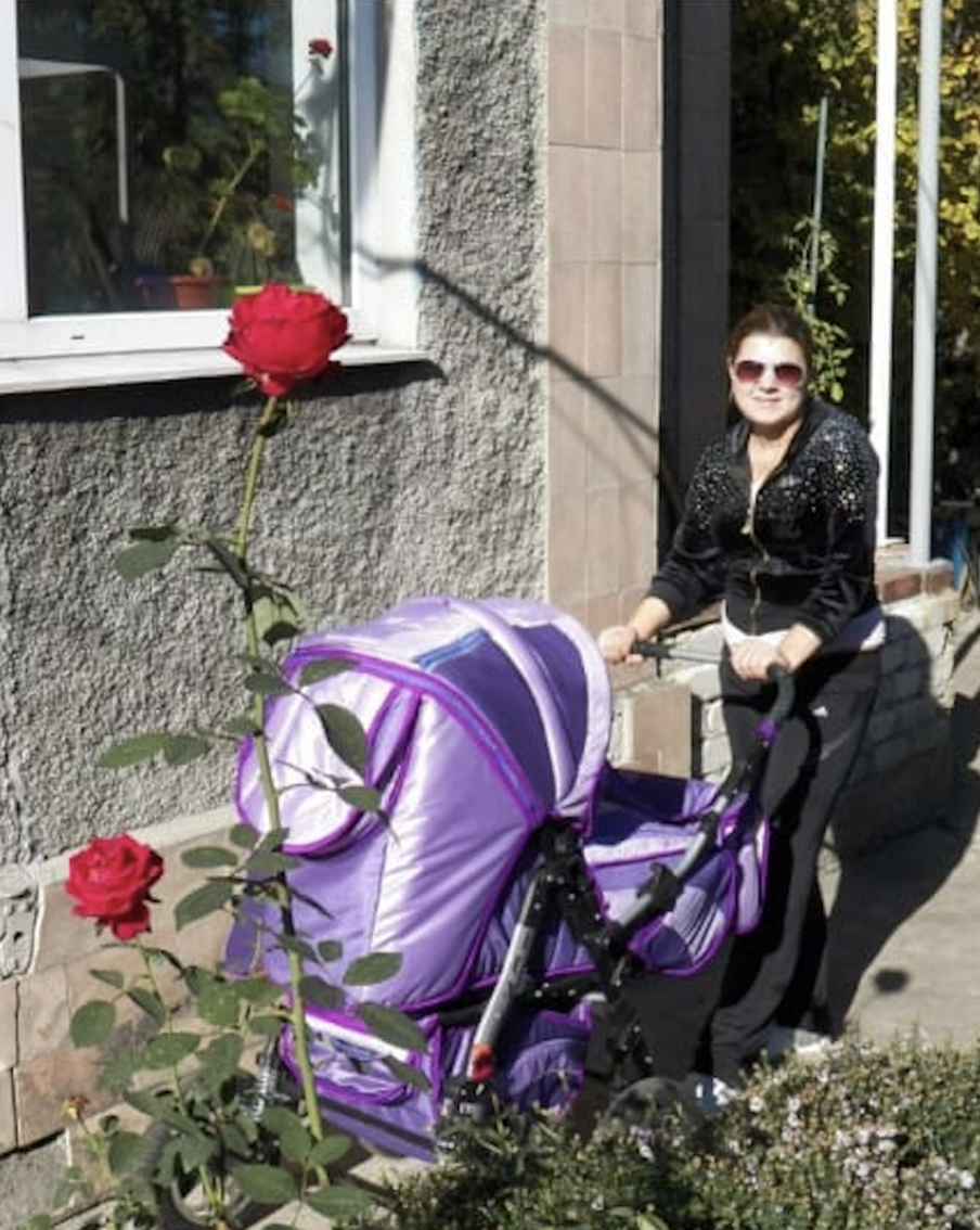 Мечтает снова жить в Донбассе и заново отстроить свой дом