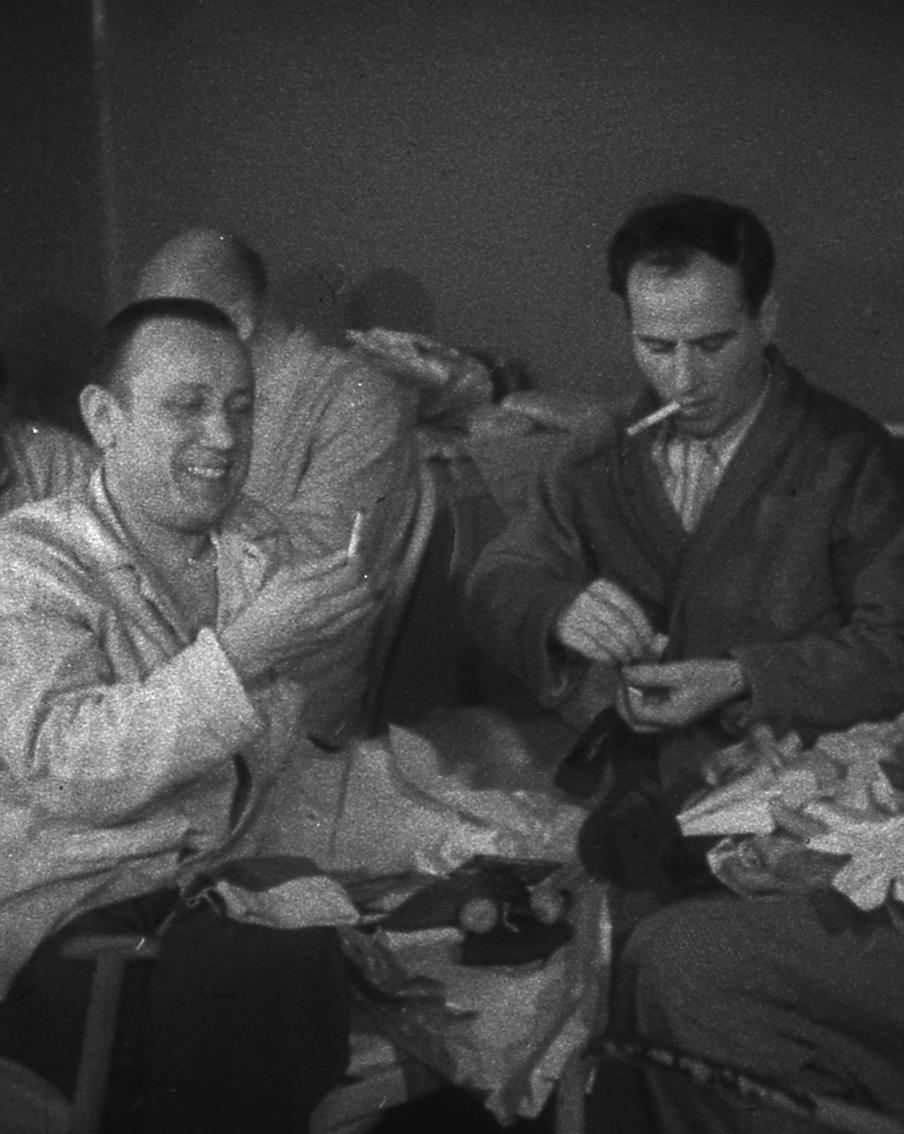 80 лет назад в госпиталь, подшефный Академии наук СССР, пришли известные учёные и две девочки