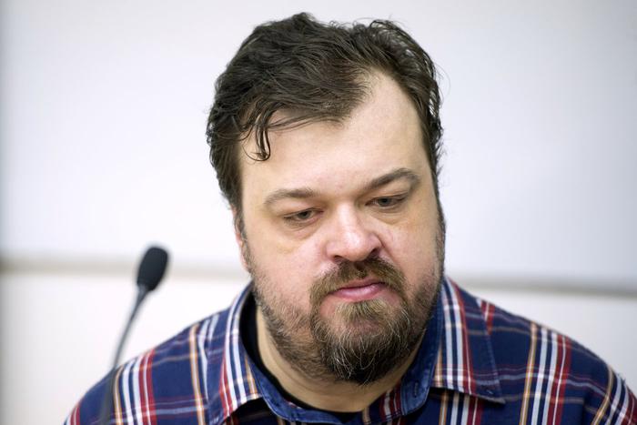 Умер телекомментатор Василий Уткин