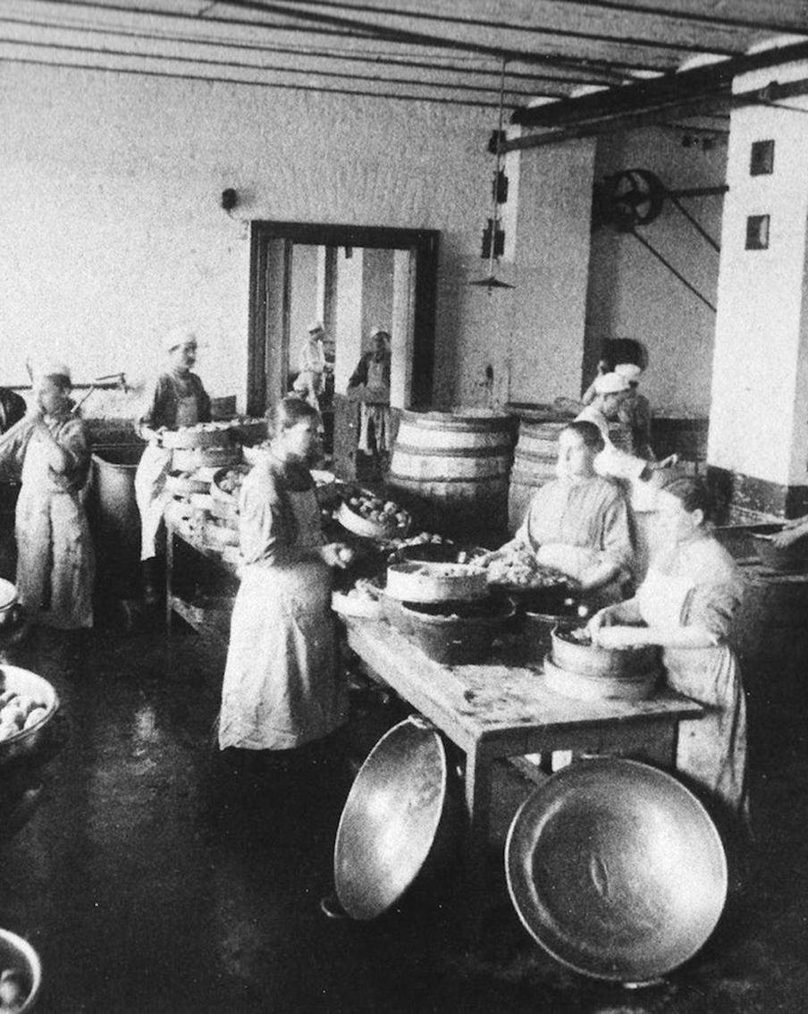 Со дня рождения основателя концерна "Бабаевский" прошло 200 лет – поговорили с его потомком