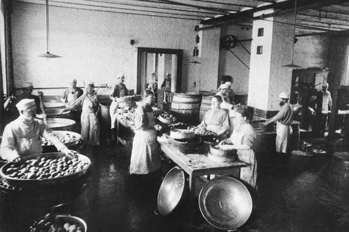 Со дня рождения основателя концерна "Бабаевский" прошло 200 лет – поговорили с его потомком