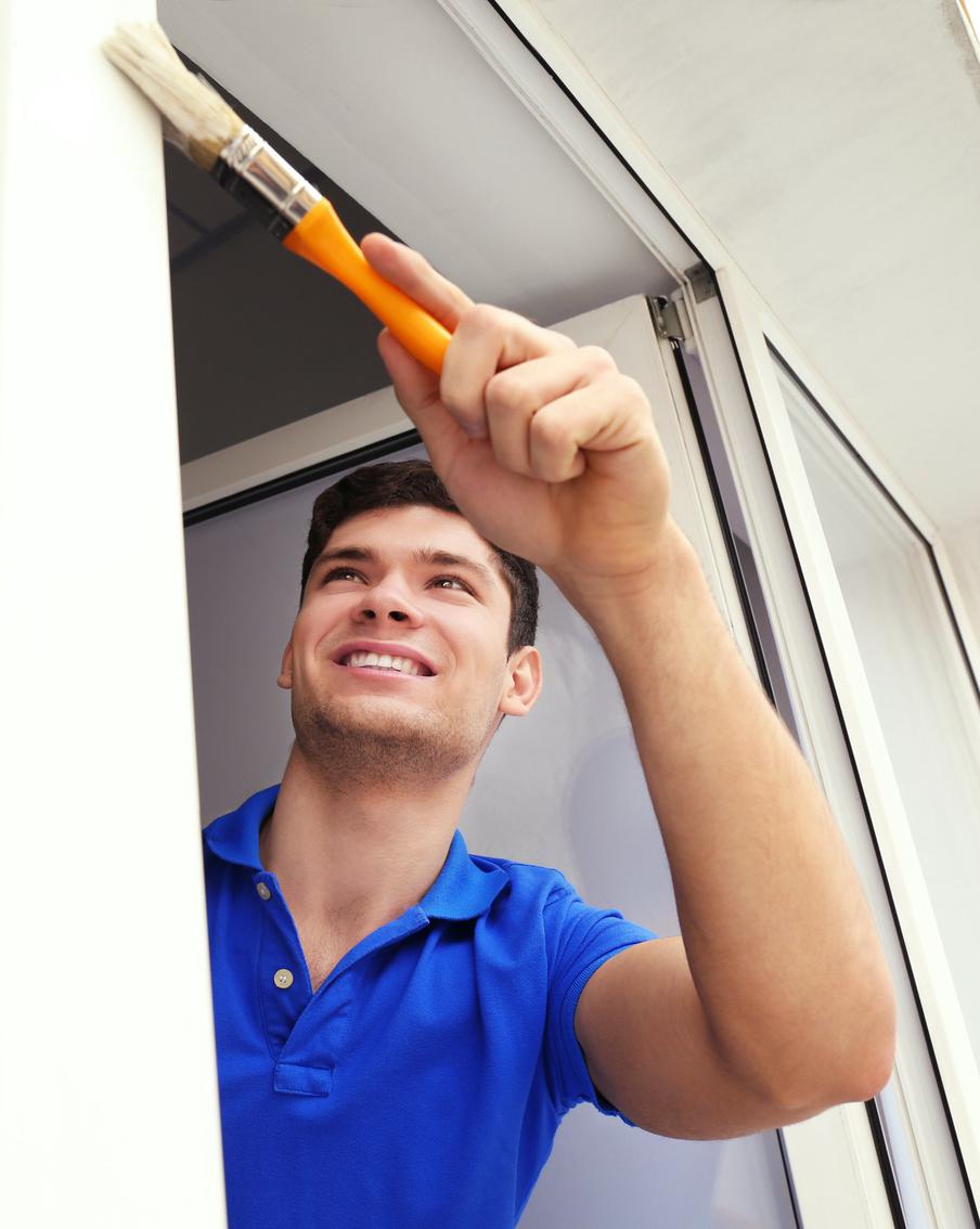 Как освежить внешний вид дома: всё о покраске пластиковых окон