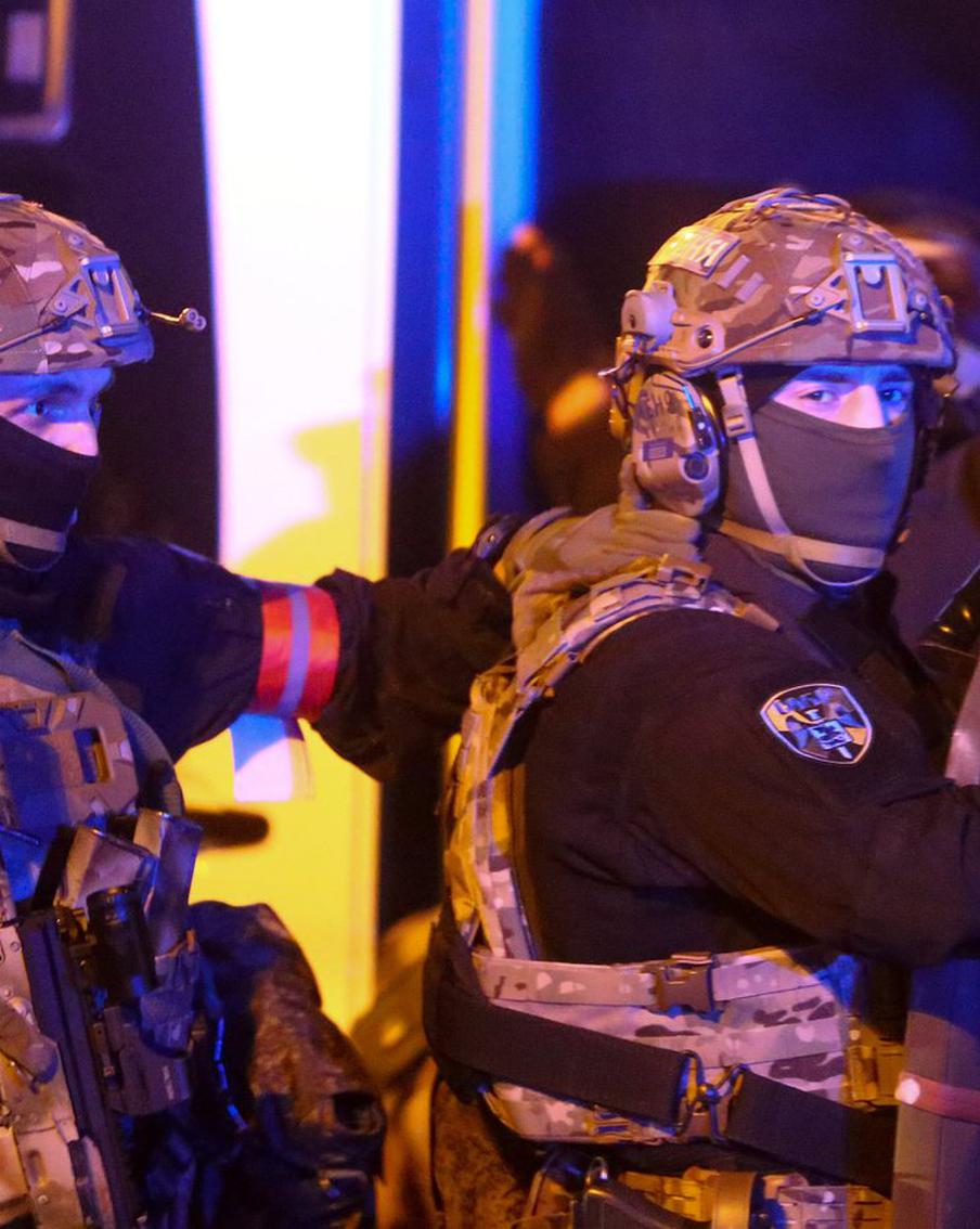 Хинштейн сообщил о задержании двух подозреваемых в нападении на "Крокус"