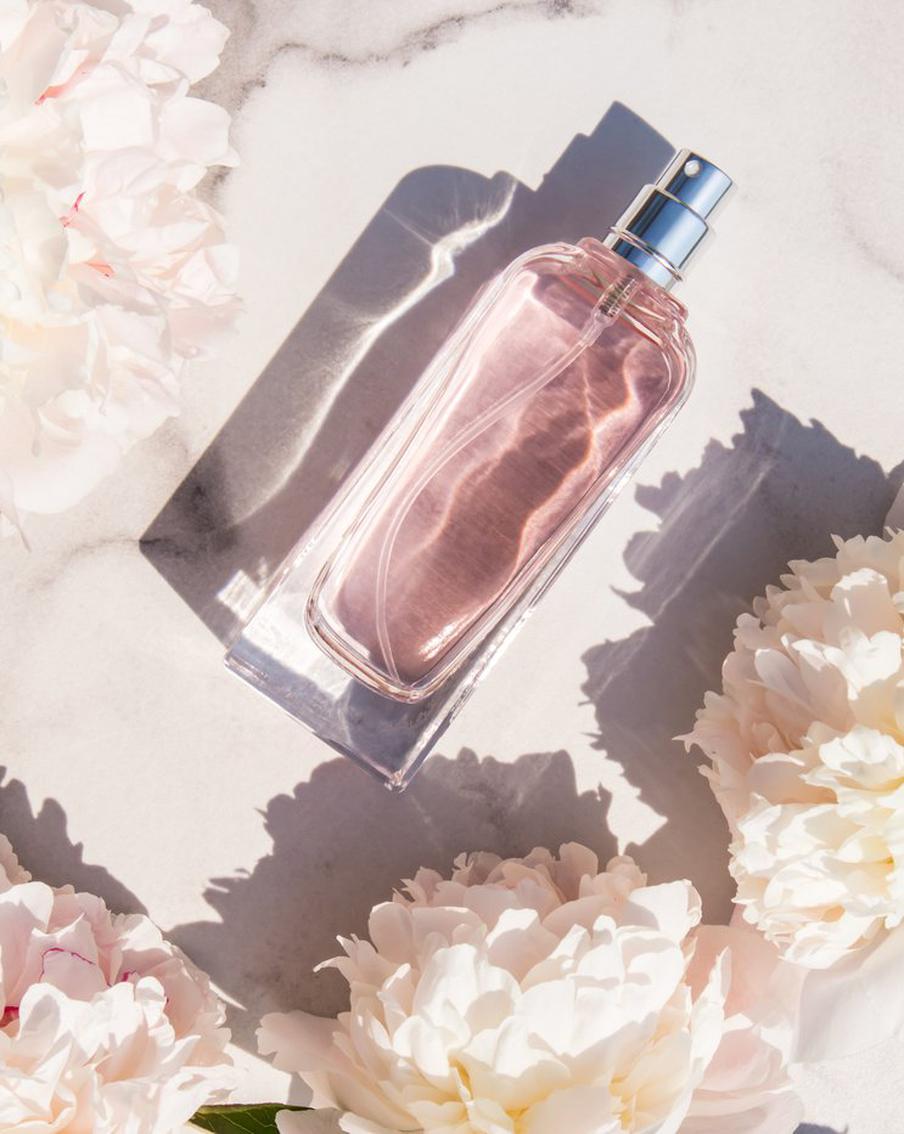 Какие ароматы пахнут весной: выбор парфюмерного эксперта