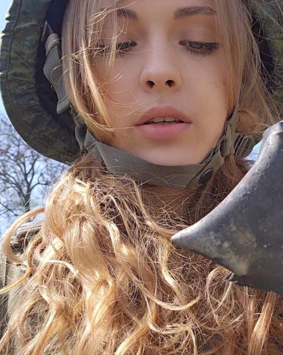 Военкора Сашу Маленькую закрыл собой будущий муж. И на СВО можно встретить любовь и стать сильнее