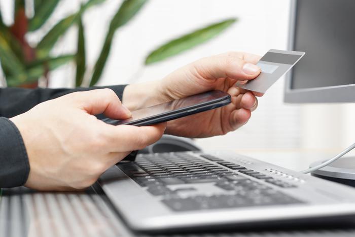 Армянские банки отказались от работы с картами "Мир", всему виной недавно введённые санкции США