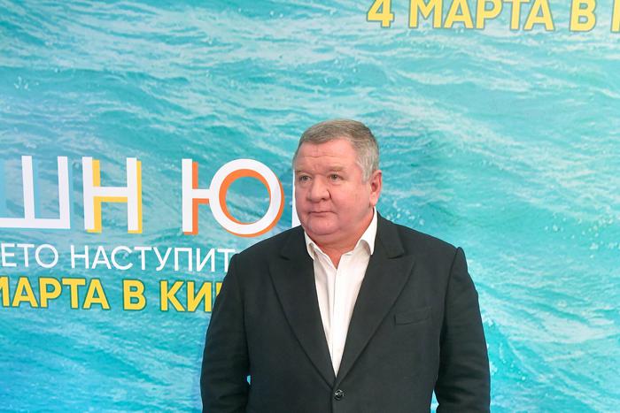 Звезда сериала "Солдаты" Роман Мадянов прокомментировал слухи о раке