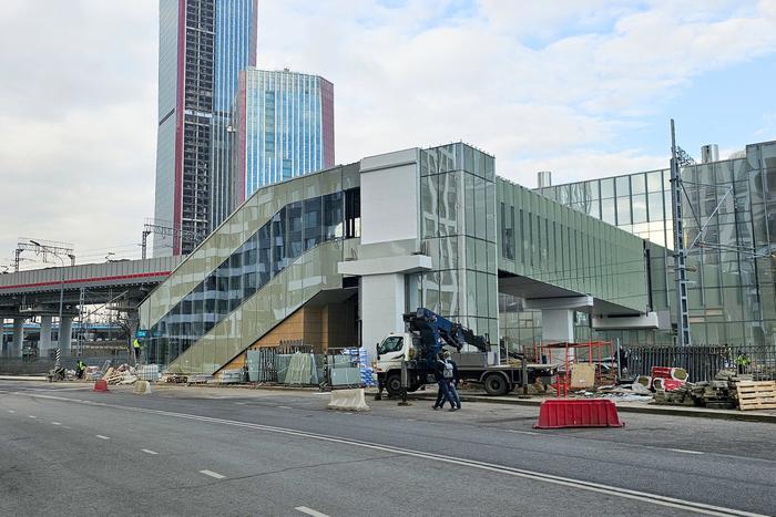 Сергей Собянин открыл северный вестибюль с пешеходным переходом с вокзала "Москва-Сити" на МЦД-4