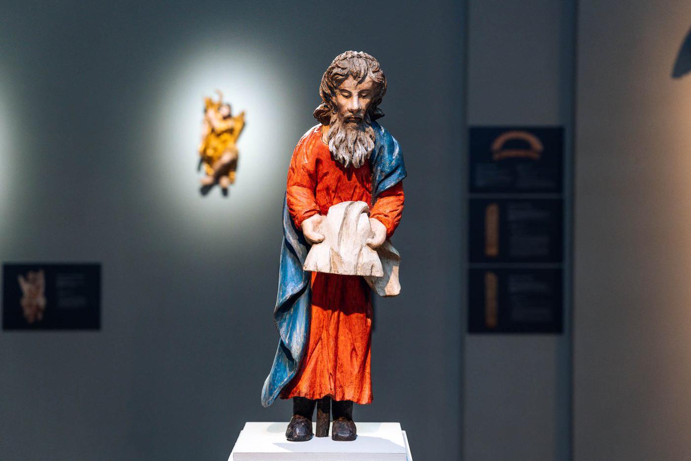 Фрагмент экспозиции "Цвет сквозь эпохи".