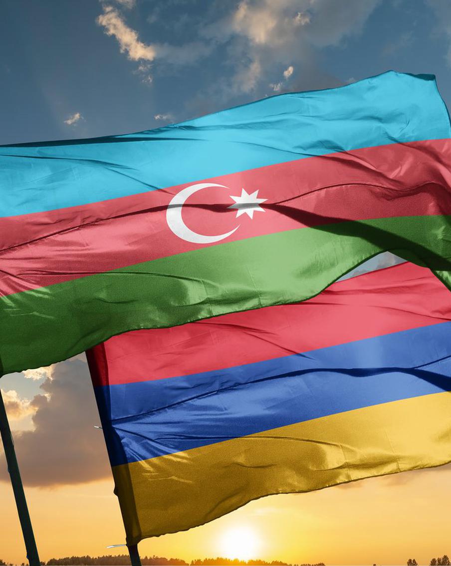 Армения опровергла информацию азербайджанских СМИ о скоплениях вооружённых сил на границе с Азербайджаном