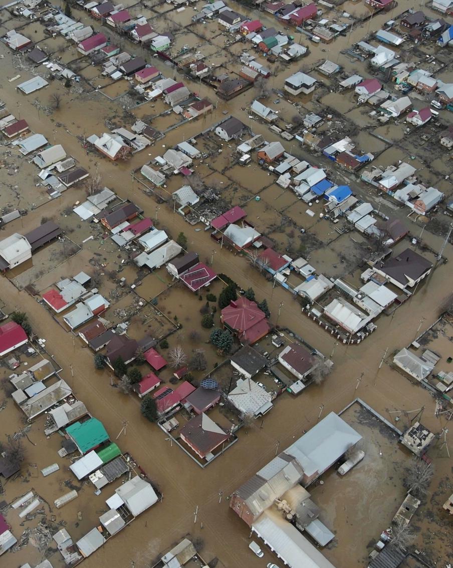 В частично затопленном Орске обнаружили четверых погибших, но их смерти никак не связаны с паводком в городе