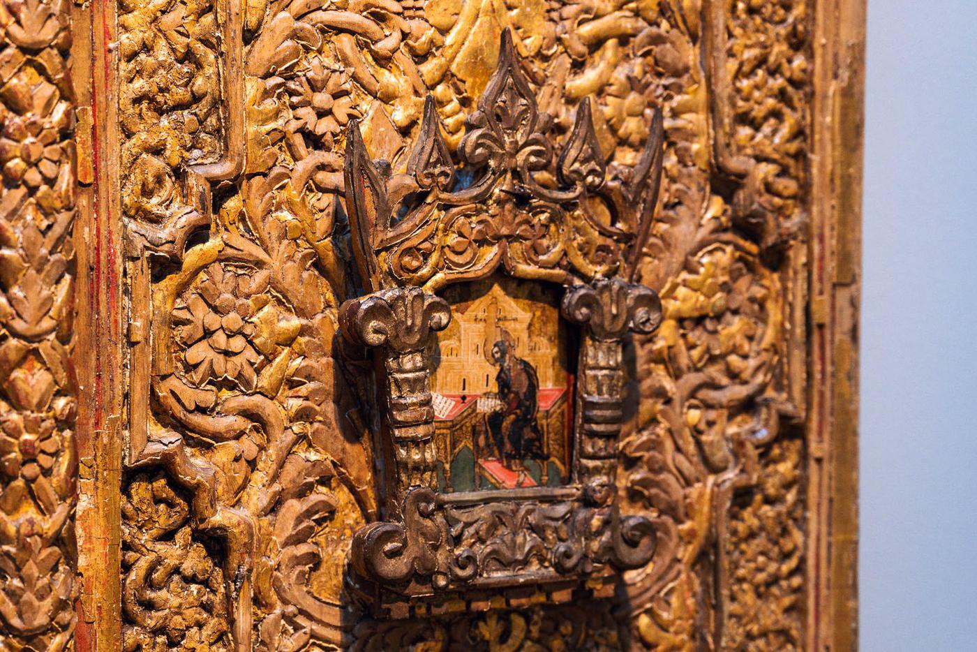 Фрагмент экспозиции "Цвет сквозь эпохи".