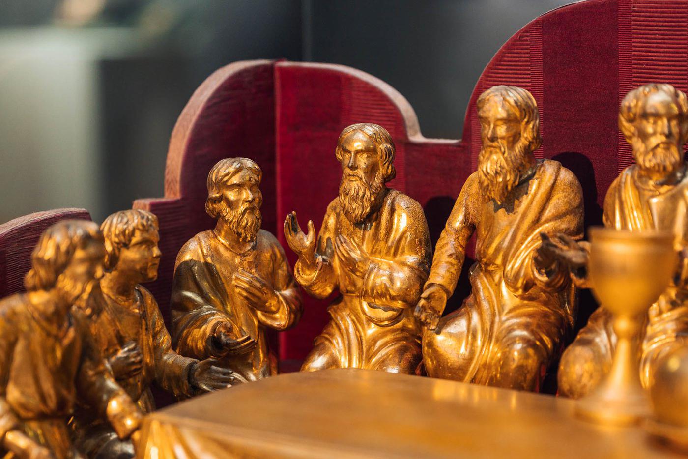 Фрагмент экспозиции "Цвет сквозь эпохи".