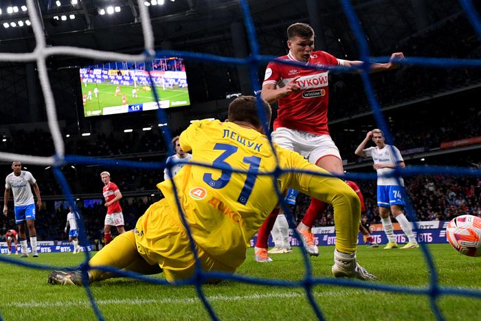 Соболев сделал из Лещука антигероя столичного дерби