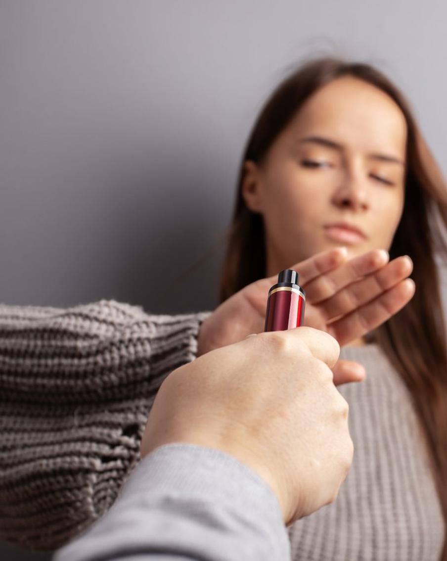 В Госдуме разработали законопроект о полном запрете продажи вейпов в РФ