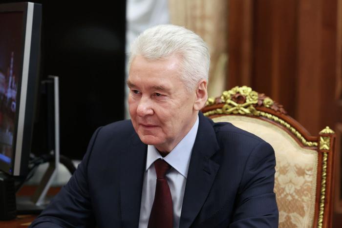 Виртуальная карта "Тройка" будет доступна на любых смартфонах — Собянин