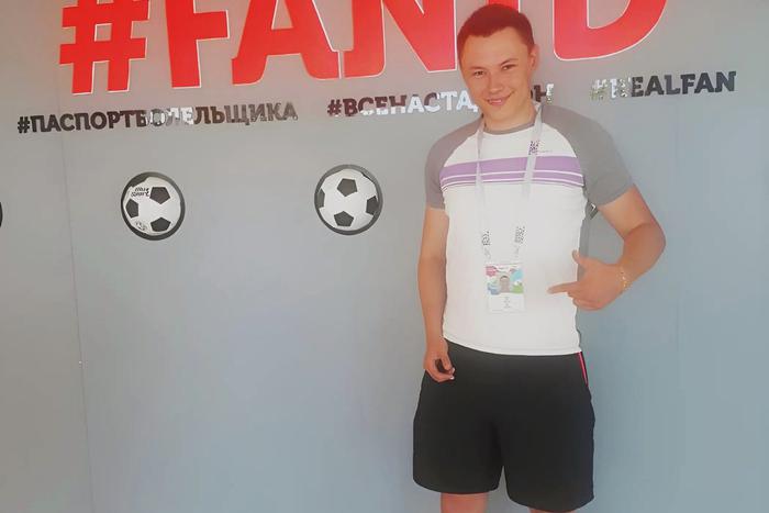 "Контора оставит без штанов даже Жозе Моуринью". Бывший ставочник помогает избавиться от зависимости