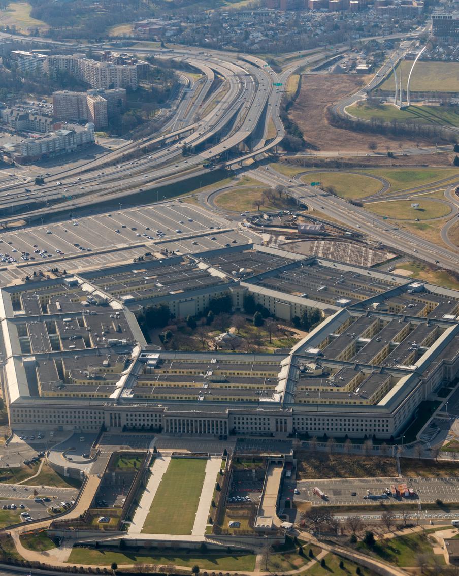 СМИ: Пентагон пытается помешать российским военным использовать Starlink