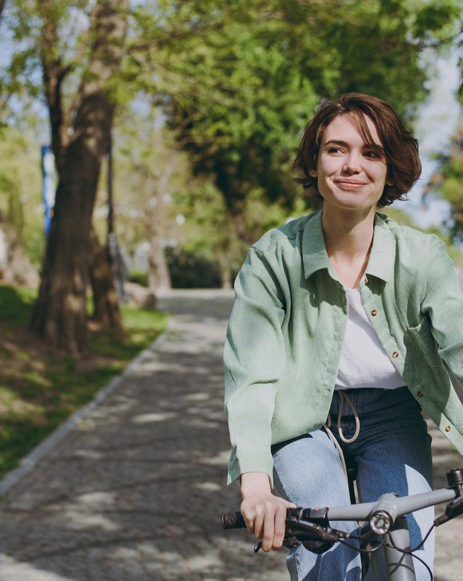 Выезжаем куда глаза глядят: на чём кататься по столице этим летом