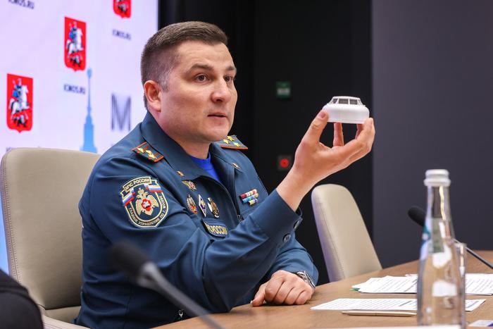 Из-за чего случаются пожары в Москве и как избежать их в квартире или на даче