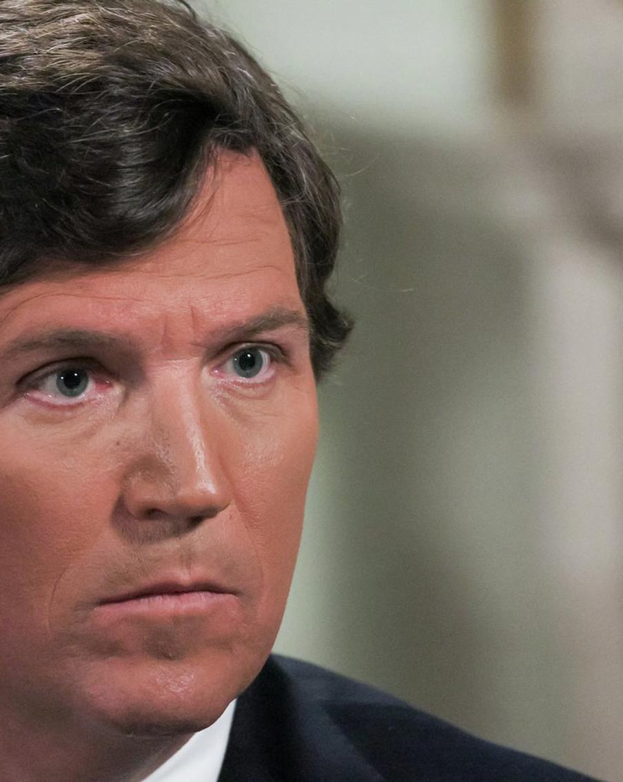 Павел Дуров дал интервью Такеру Карлсону